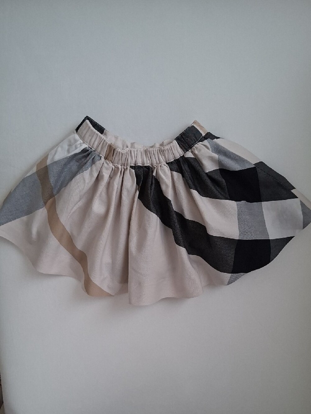 Burberry Beige, Black and White Checkered Cotton Full Circle Skirt Floral Design - Picture 6 of 16